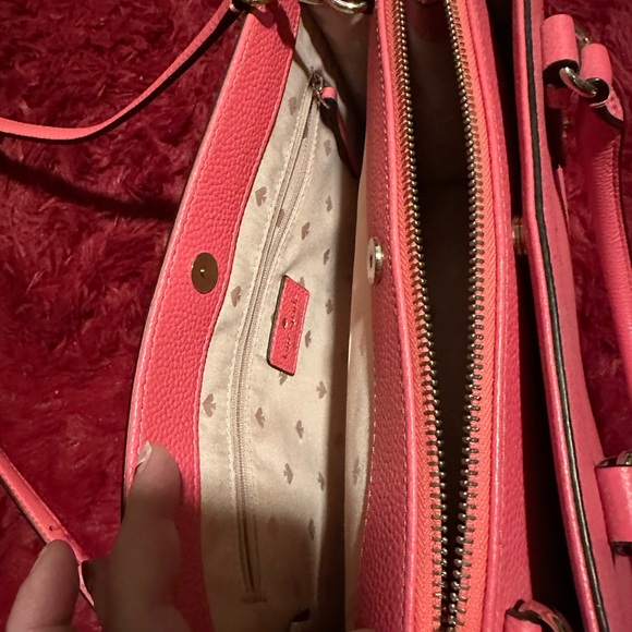 Pink Kate Spade purse- crossbody or just 2 handles - Picture 4 of 10